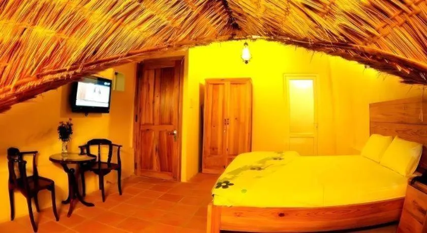 Bed in Dalat Flower Hotel & Spa