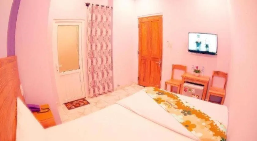 Bed in Dalat Flower Hotel & Spa