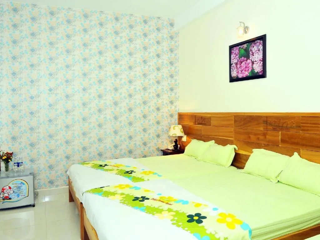 Bed in Dalat Flower Hotel & Spa