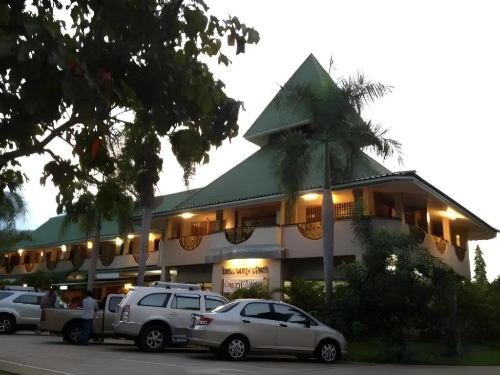 Phuphan Park Hotel