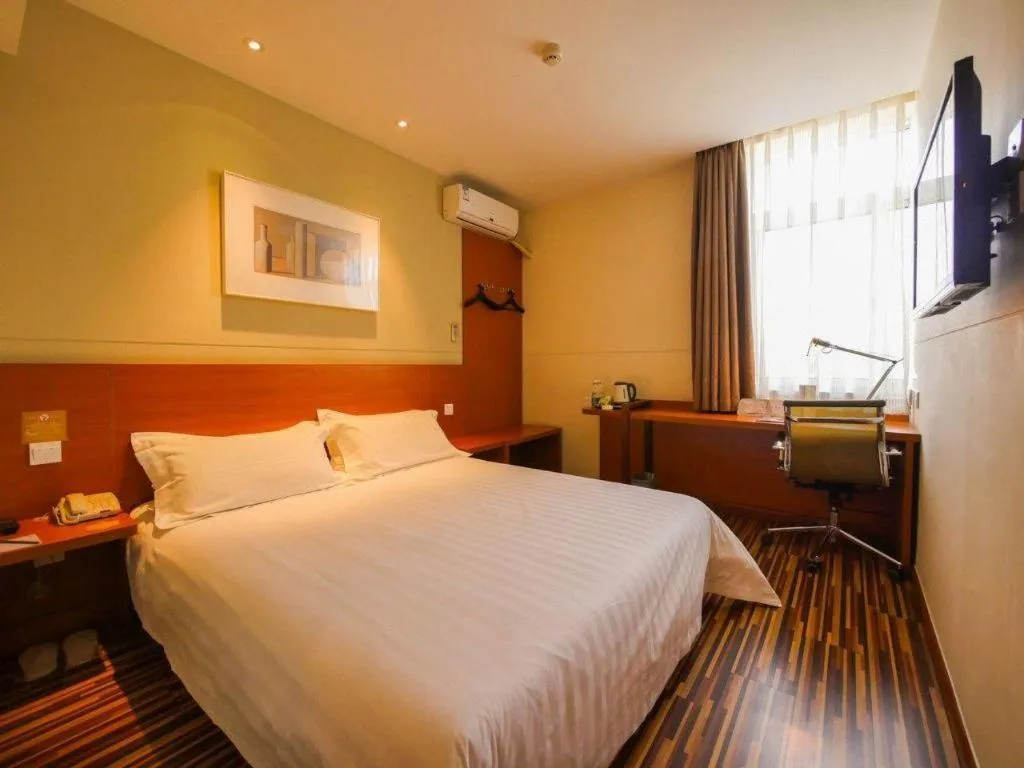 Bed in Jinjiang Inn Style Shenyang The Palace Huaiyuan Gate