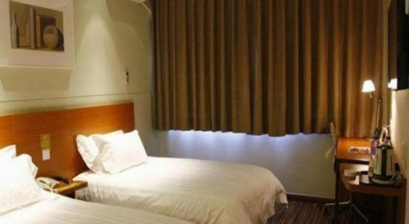 Bed in Jinjiang Inn Style Shenyang The Palace Huaiyuan Gate