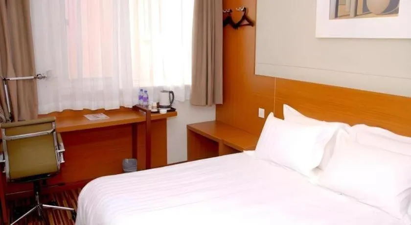 Bed in Jinjiang Inn Style Shenyang The Palace Huaiyuan Gate