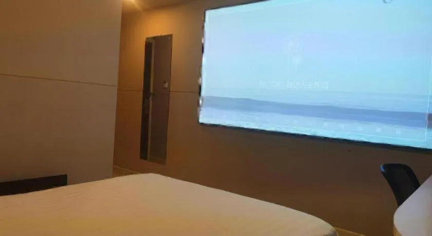 Bed in Jinjiang Inn Wuhan Huanghelou Fuxing Road Metro Station