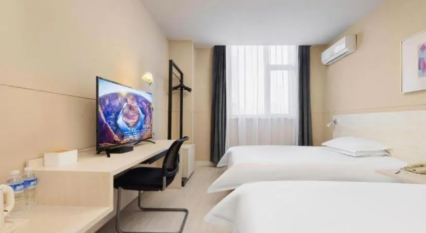 Bed in JinJiang Inn Datong Pingchengqiao