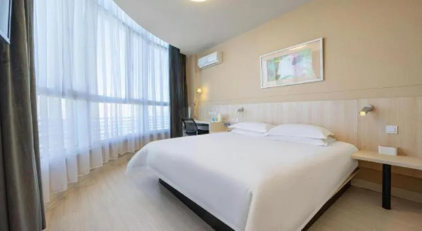 Bed in JinJiang Inn Datong Pingchengqiao