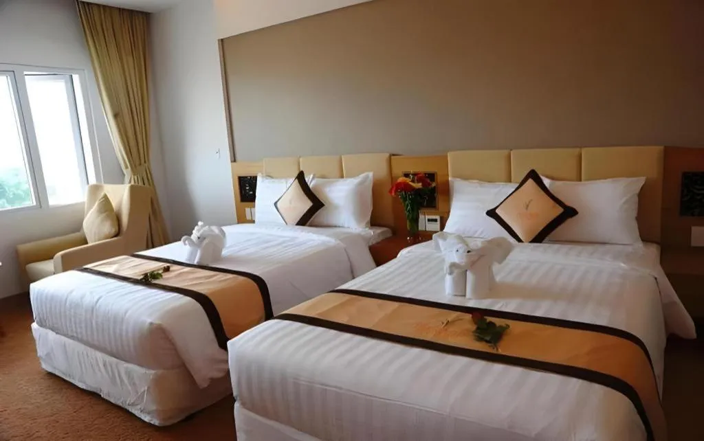 Bed in Mekong My Tho Hotel