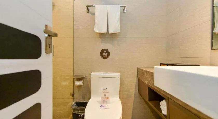 Home Inn Plus Shanghai Pudong Airport Chuansha Branch