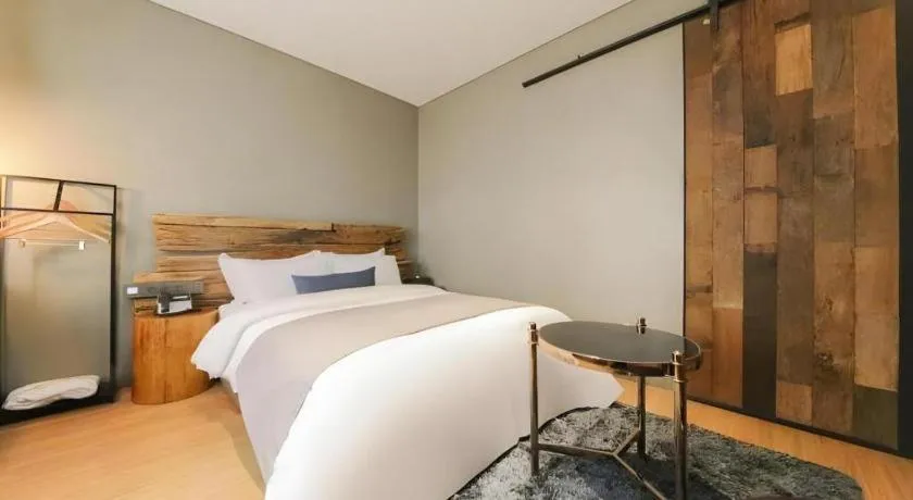 Bed in Daejeon Namoo Hotel