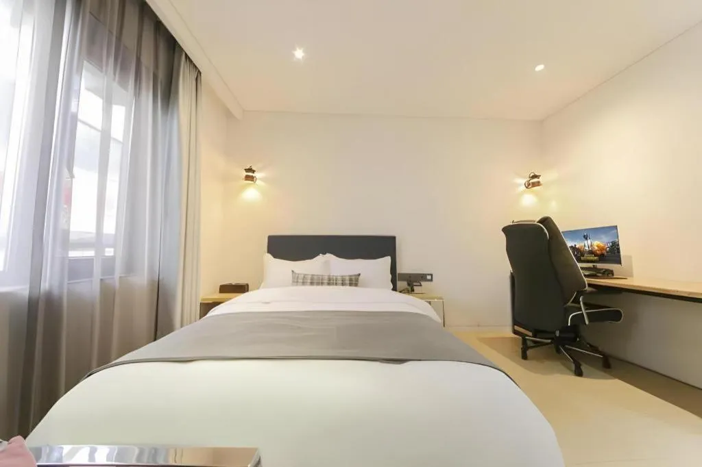 Bed in Daejeon Namoo Hotel