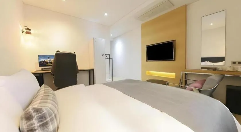 Bed in Daejeon Namoo Hotel