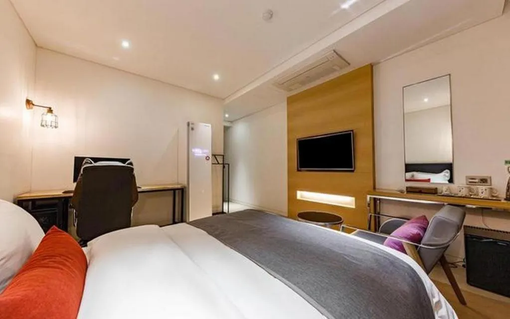 Bed in Daejeon Namoo Hotel