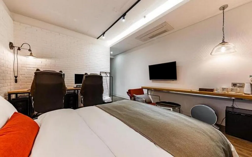 Bed in Daejeon Namoo Hotel