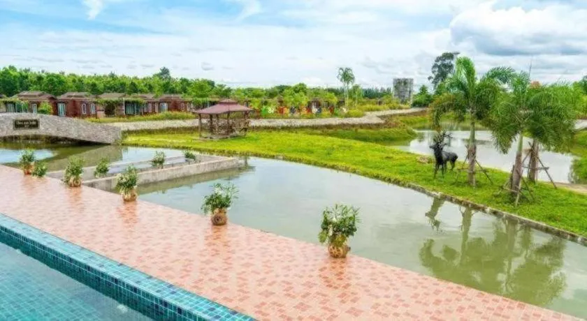 Prew Lom Chom Nam Resort