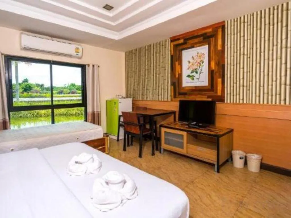 Bed in Prew Lom Chom Nam Resort