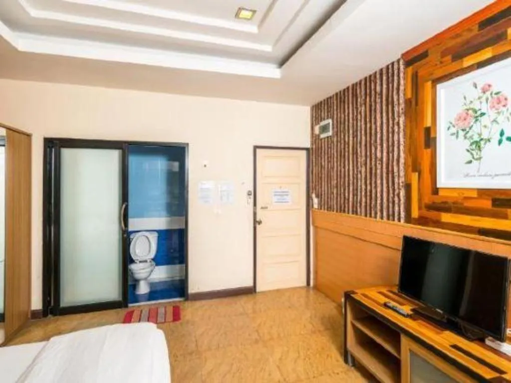 Bed in Prew Lom Chom Nam Resort