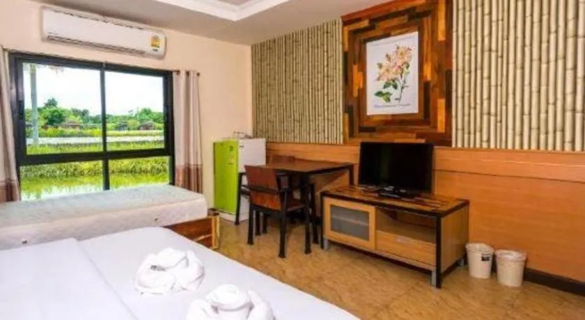 Bed in Prew Lom Chom Nam Resort