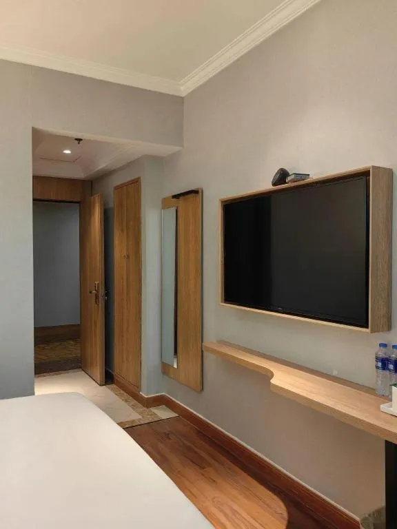 Bed in GreenTree Inn Shanghai Hongqiao Hub Convention Center Jinghua Road Shell Hotel