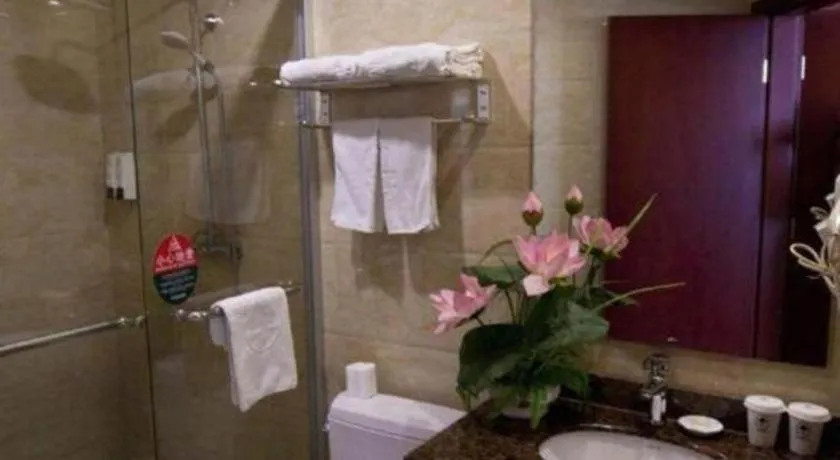 GreenTree Inn Shanghai Hongqiao Hub Convention Center Jinghua Road Shell Hotel
