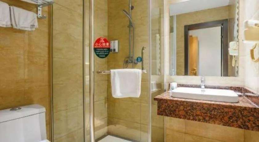 GreenTree Inn Shanghai Hongqiao Hub Convention Center Jinghua Road Shell Hotel