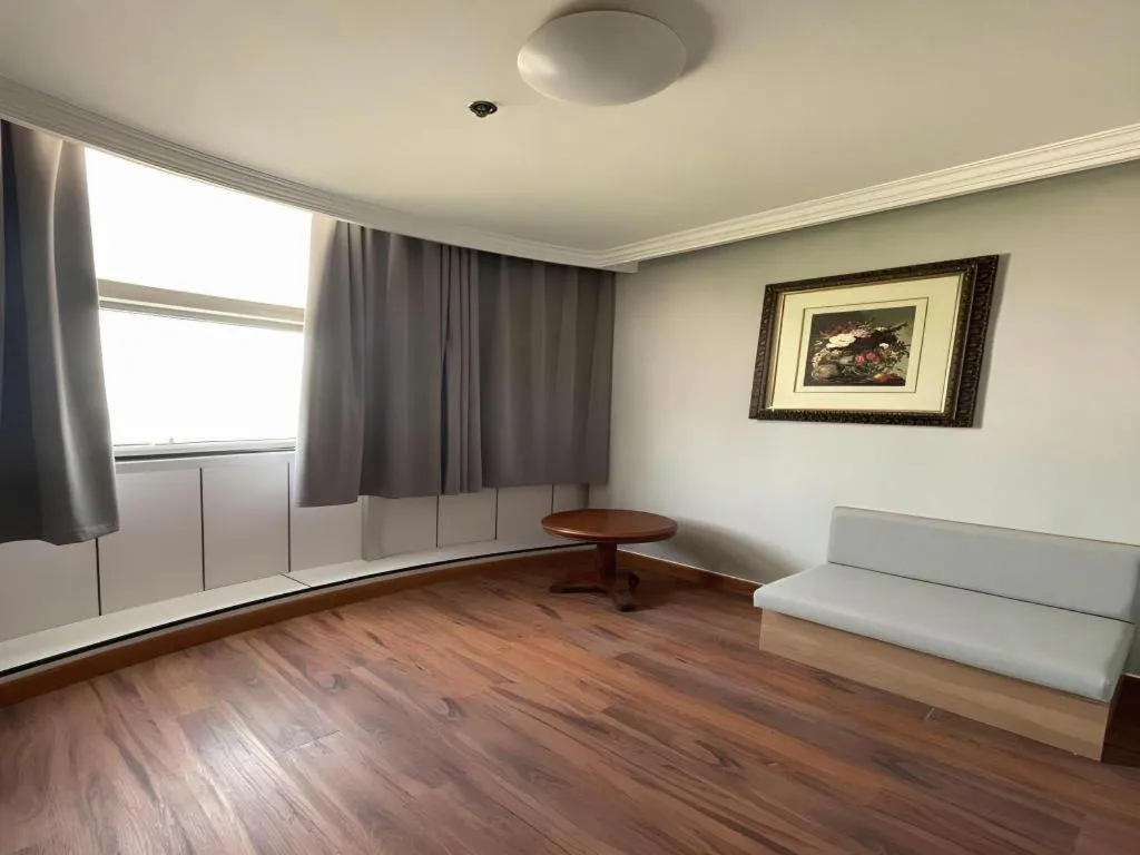 GreenTree Inn Shanghai Hongqiao Hub Convention Center Jinghua Road Shell Hotel