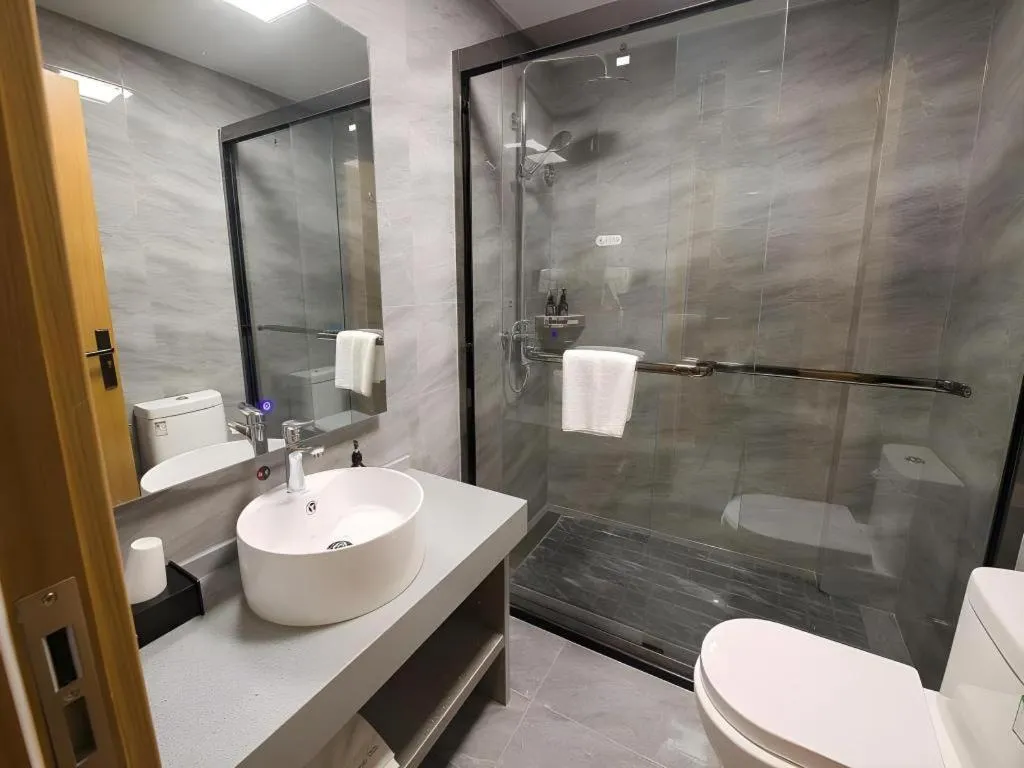 GreenTree Inn Puyang Ruifengyuan Business Hotel