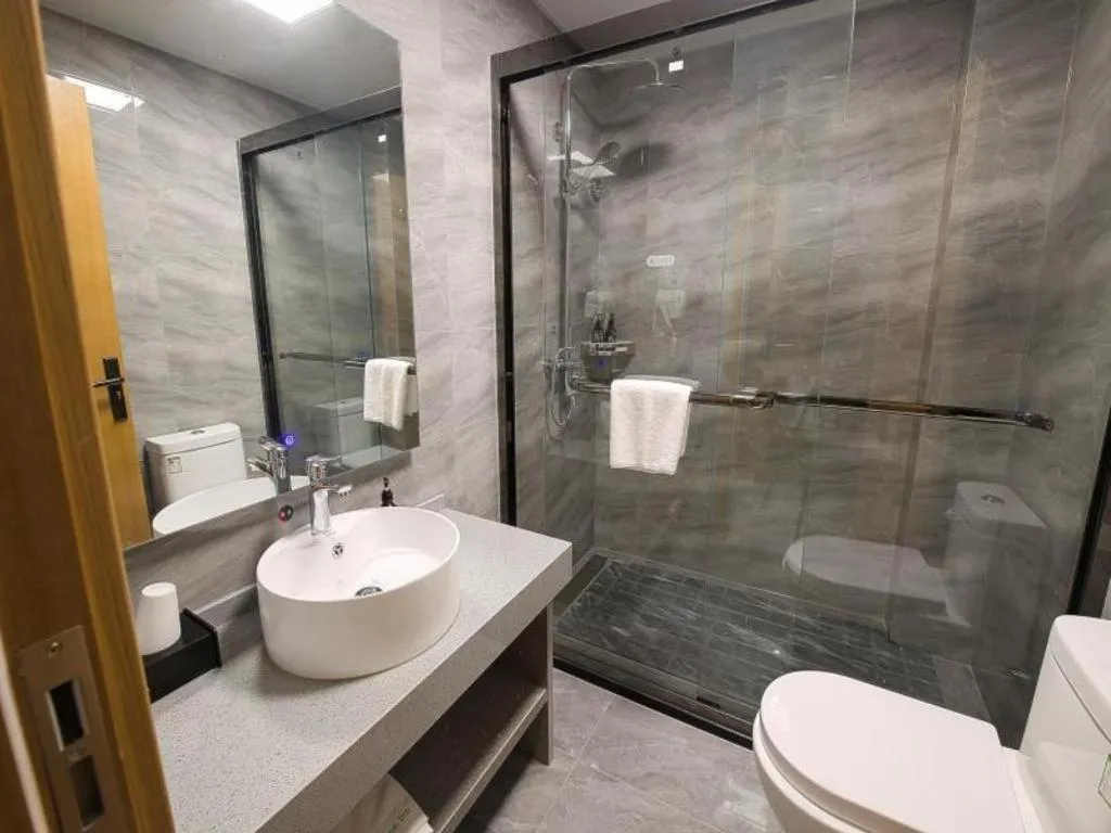GreenTree Inn Puyang Ruifengyuan Business Hotel