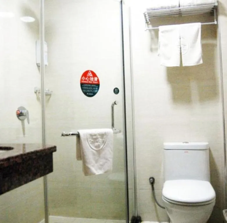 GreenTree Inn Puyang Ruifengyuan Business Hotel