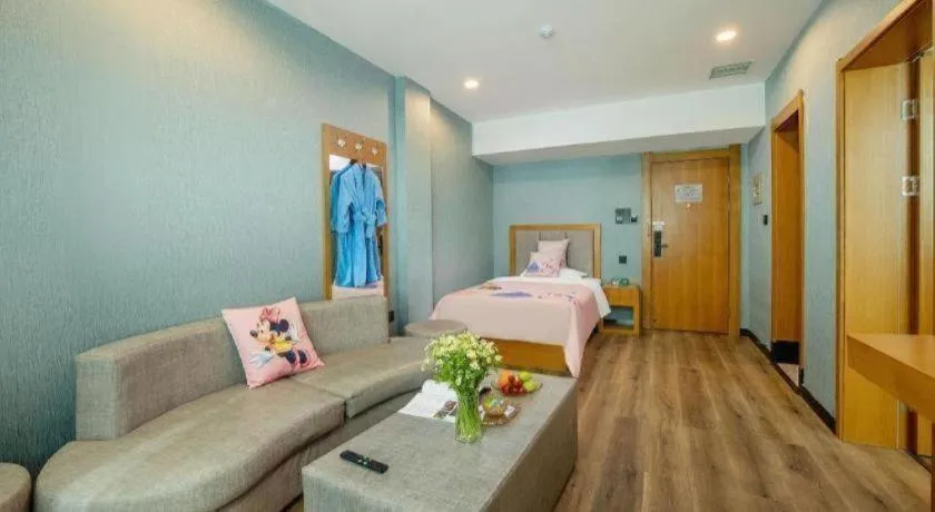 Bed in GreenTree Inn Puyang Ruifengyuan Business Hotel