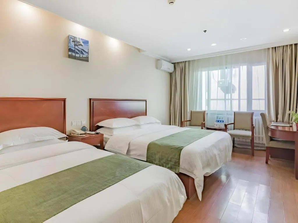 Bed in GreenTree Inn Beijing East Yizhuang District Second Kechuang Street Express Hotel