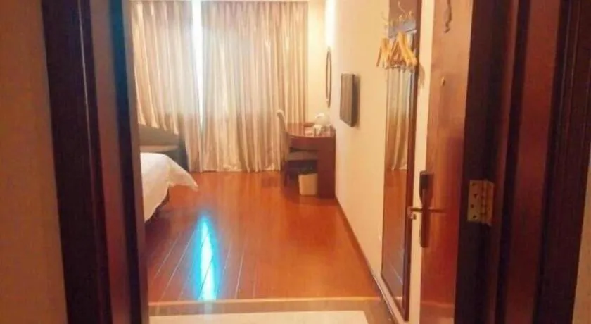 Bed in GreenTree Inn Beijing East Yizhuang District Second Kechuang Street Express Hotel