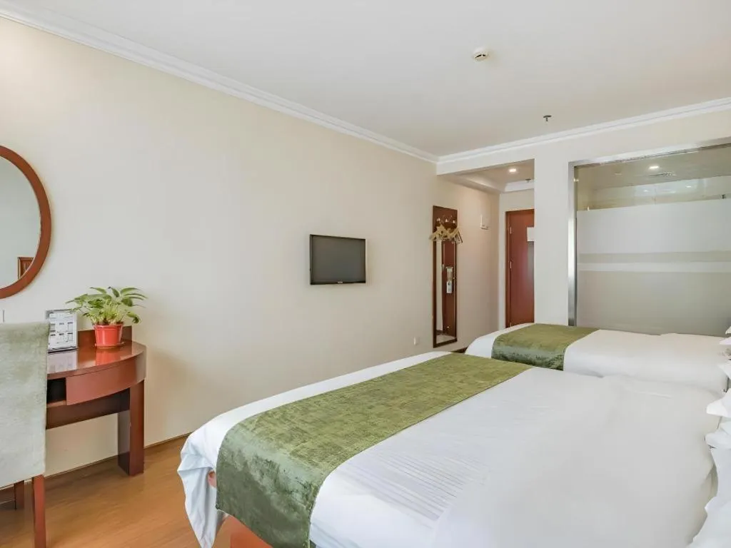 Bed in GreenTree Inn Beijing East Yizhuang District Second Kechuang Street Express Hotel