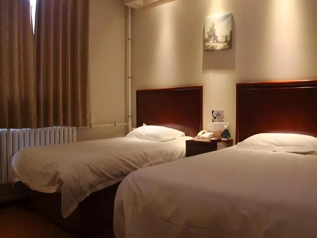 Bed in GreenTree Inn Beijing East Yizhuang District Second Kechuang Street Express Hotel