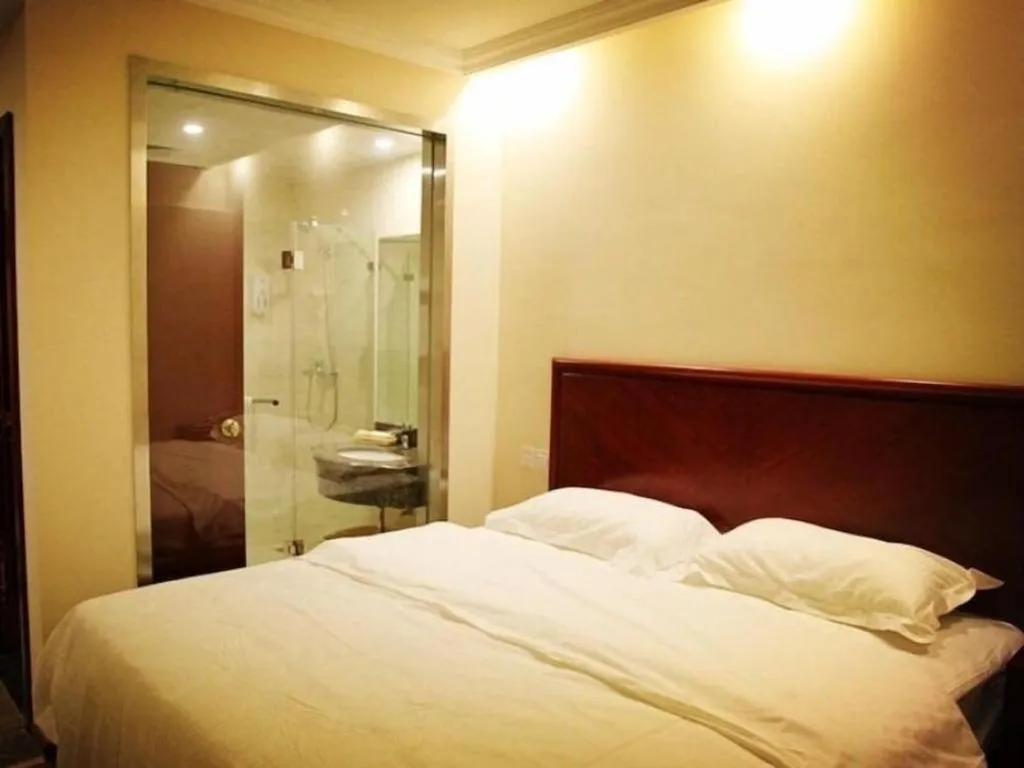 Bed in GreenTree Inn Beijing East Yizhuang District Second Kechuang Street Express Hotel