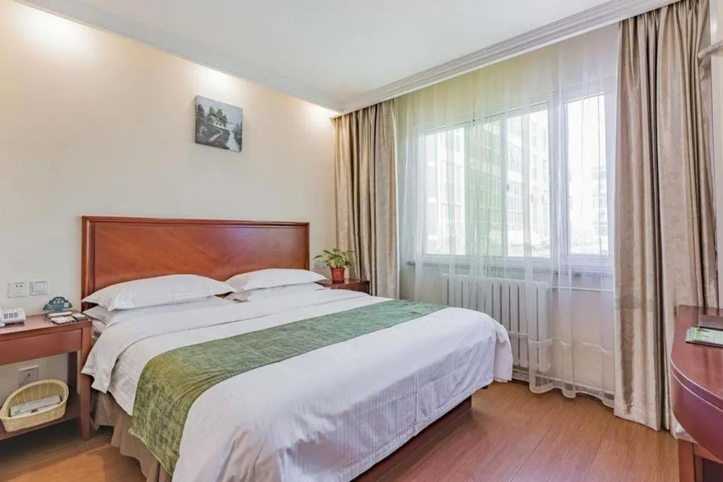 Bed in GreenTree Inn Beijing East Yizhuang District Second Kechuang Street Express Hotel