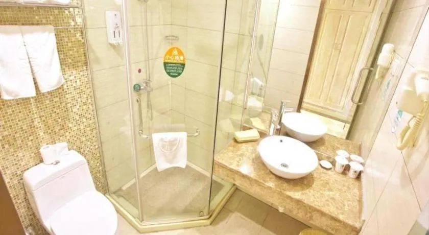 GreenTree Inn Huzhou South Street Chaoyin Bridge Business Hotel