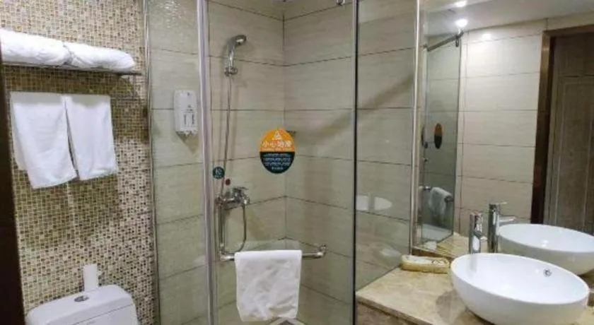 GreenTree Inn Huzhou South Street Chaoyin Bridge Business Hotel