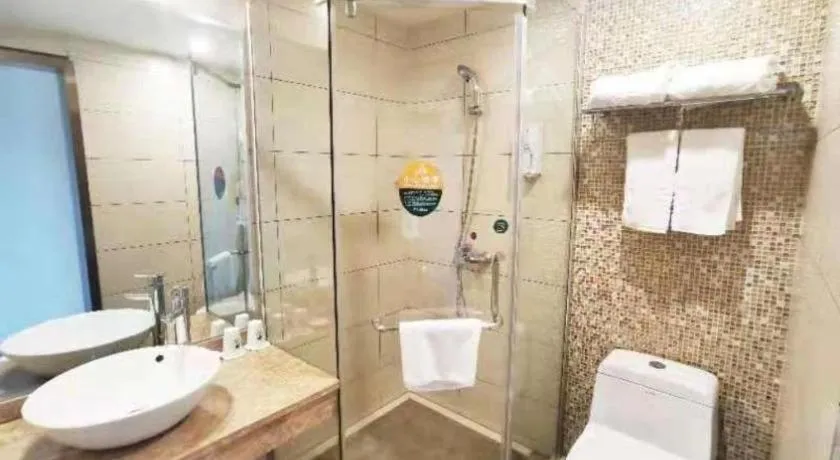 GreenTree Inn Huzhou South Street Chaoyin Bridge Business Hotel