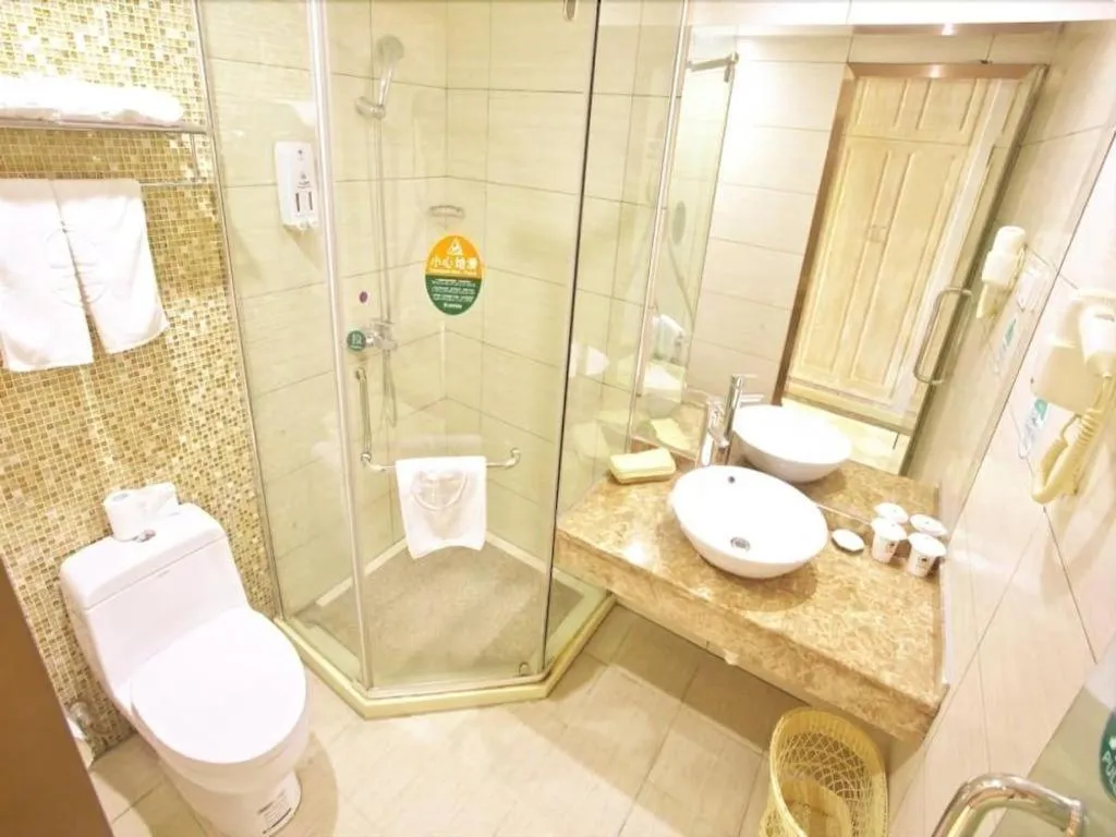 GreenTree Inn Huzhou South Street Chaoyin Bridge Business Hotel