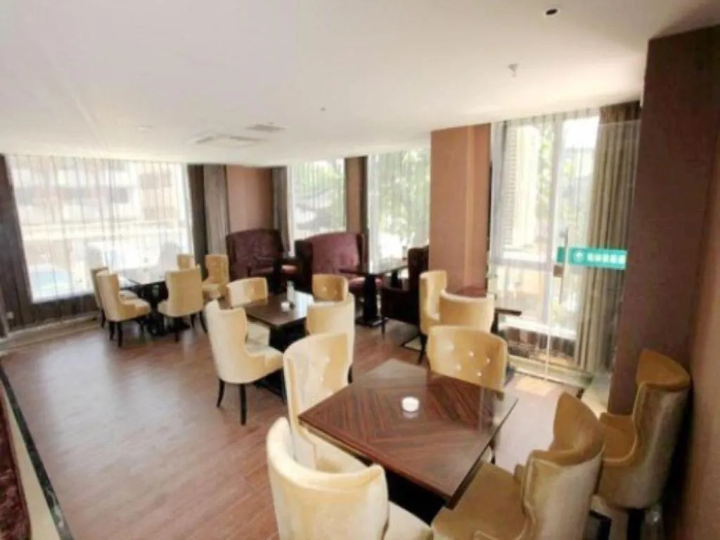 GreenTree Inn Huzhou South Street Chaoyin Bridge Business Hotel