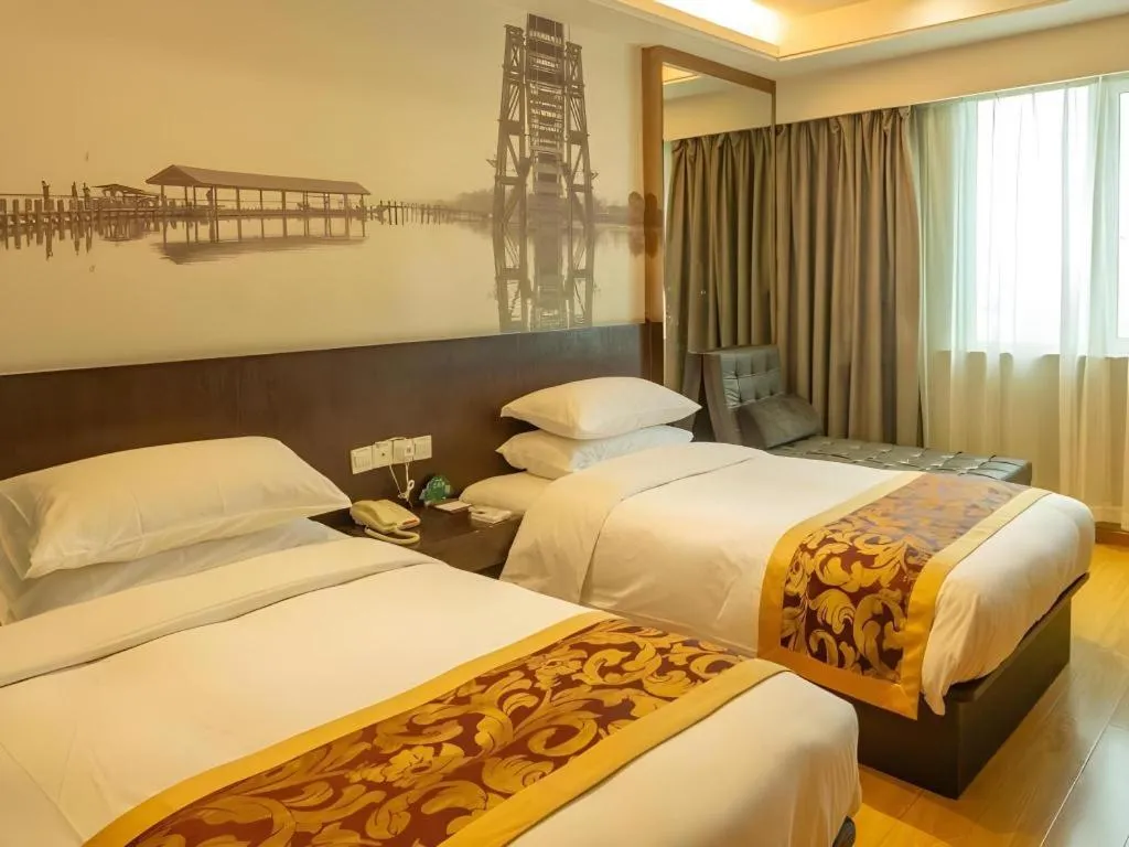 Bed in GreenTree Inn Huzhou South Street Chaoyin Bridge Business Hotel