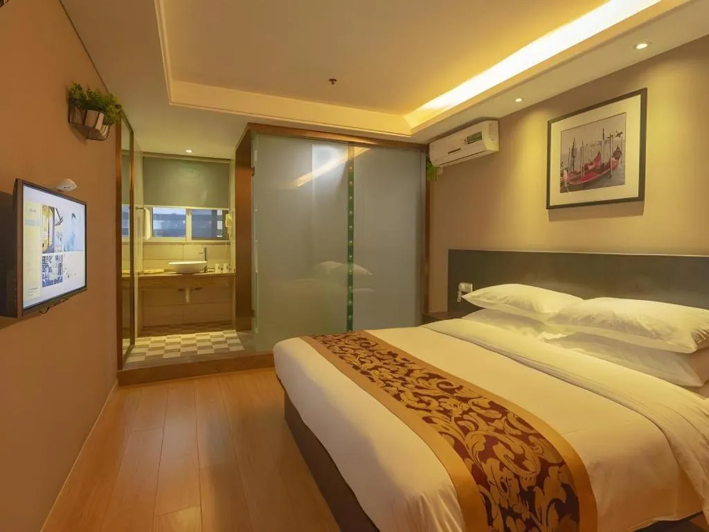 Bed in GreenTree Inn Huzhou South Street Chaoyin Bridge Business Hotel