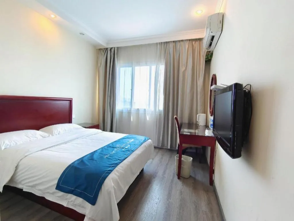 Bed in GreenTree Inn Jiangsu Suzhou Shi Road North Tongjing Road Subway Station Express Hotel