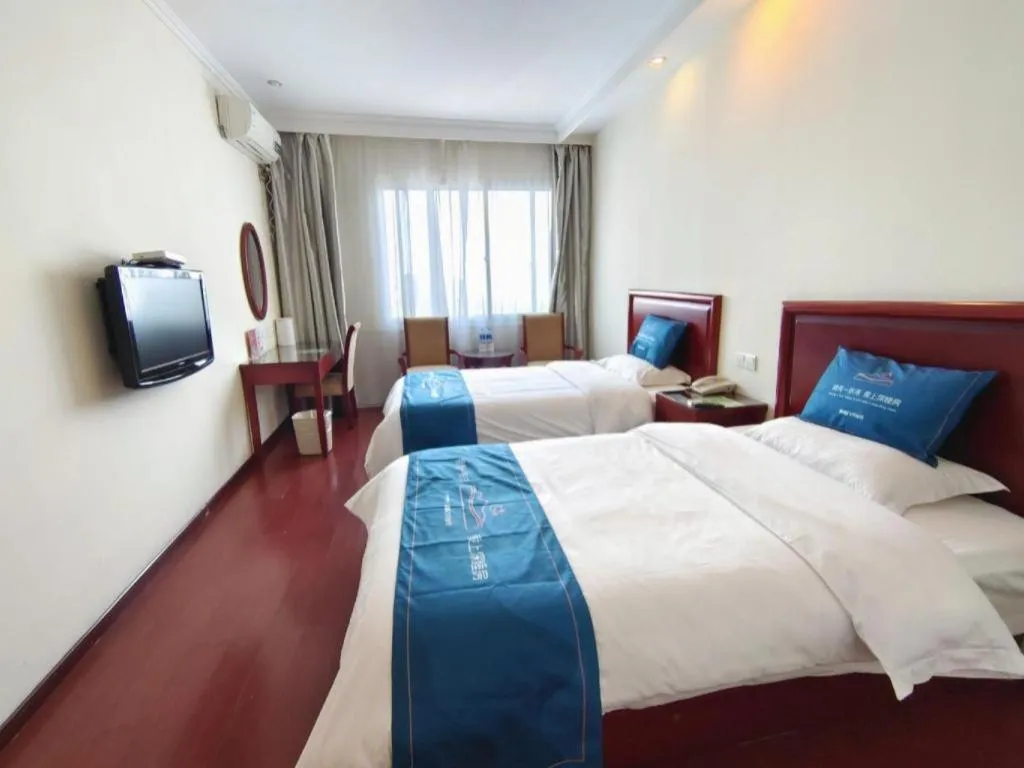 Bed in GreenTree Inn Jiangsu Suzhou Shi Road North Tongjing Road Subway Station Express Hotel