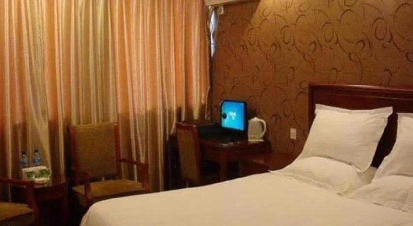 Bed in GreenTree Inn Jiangsu Suzhou Shi Road North Tongjing Road Subway Station Express Hotel