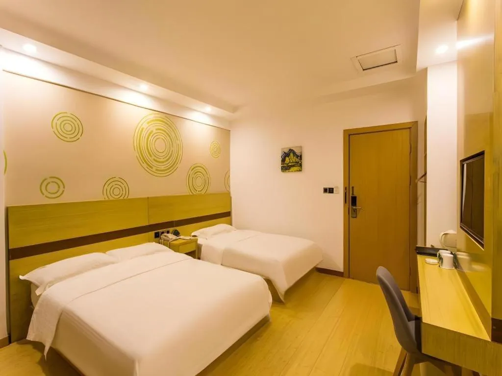 Bed in GreenTree Inn Suzhou Guanqian Street Yinguo Lane Business Hotel