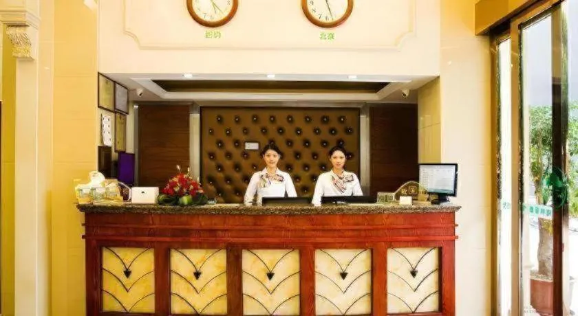 GreenTree Inn Jieyang North Linjiang Road Express Hotel