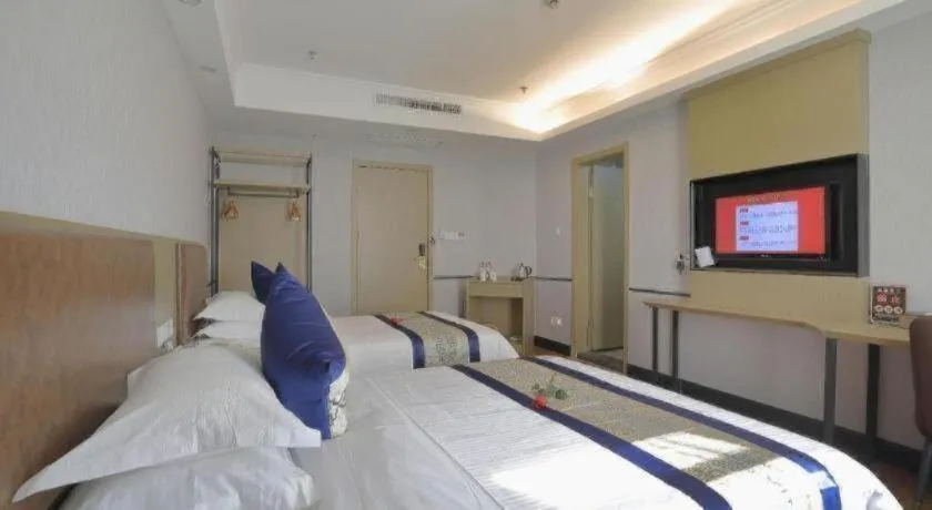 Bed in GreenTree Inn Jieyang North Linjiang Road Express Hotel