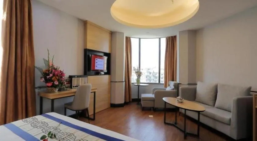 Bed in GreenTree Inn Jieyang North Linjiang Road Express Hotel