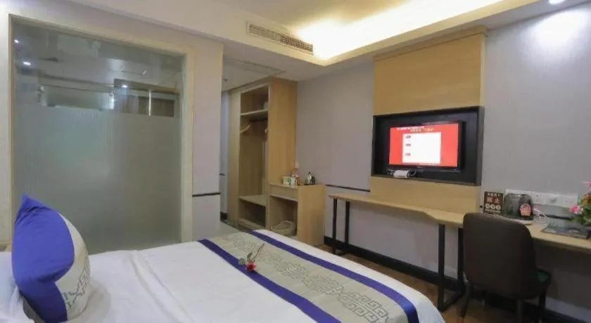 Bed in GreenTree Inn Jieyang North Linjiang Road Express Hotel